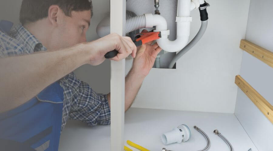 Professional same day plumber in Witt, IL